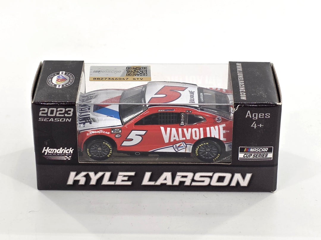 Kyle Larson 2023 Valvoline 1:64 Nascar Diecast