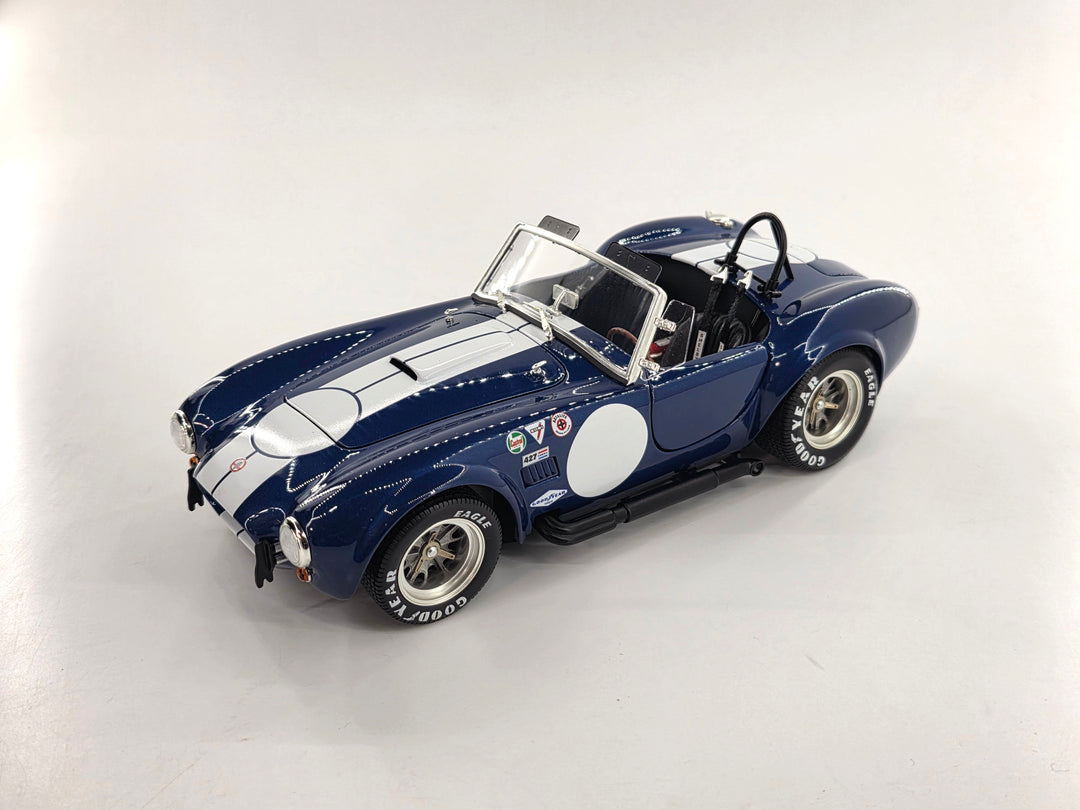 Shelby Cobra 427 S/C 1:18 Diecast