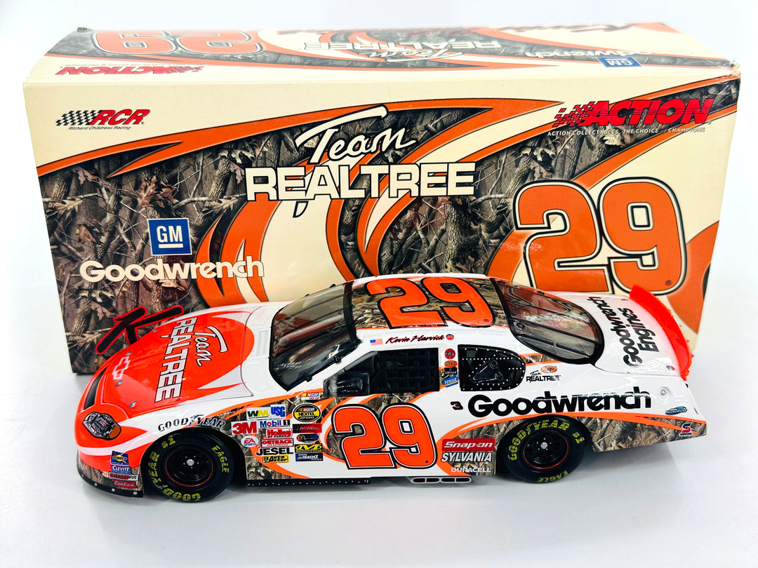 Kevin Harvick 2004 GM Goodwrench/Realtree 1:24 Nascar Diecast