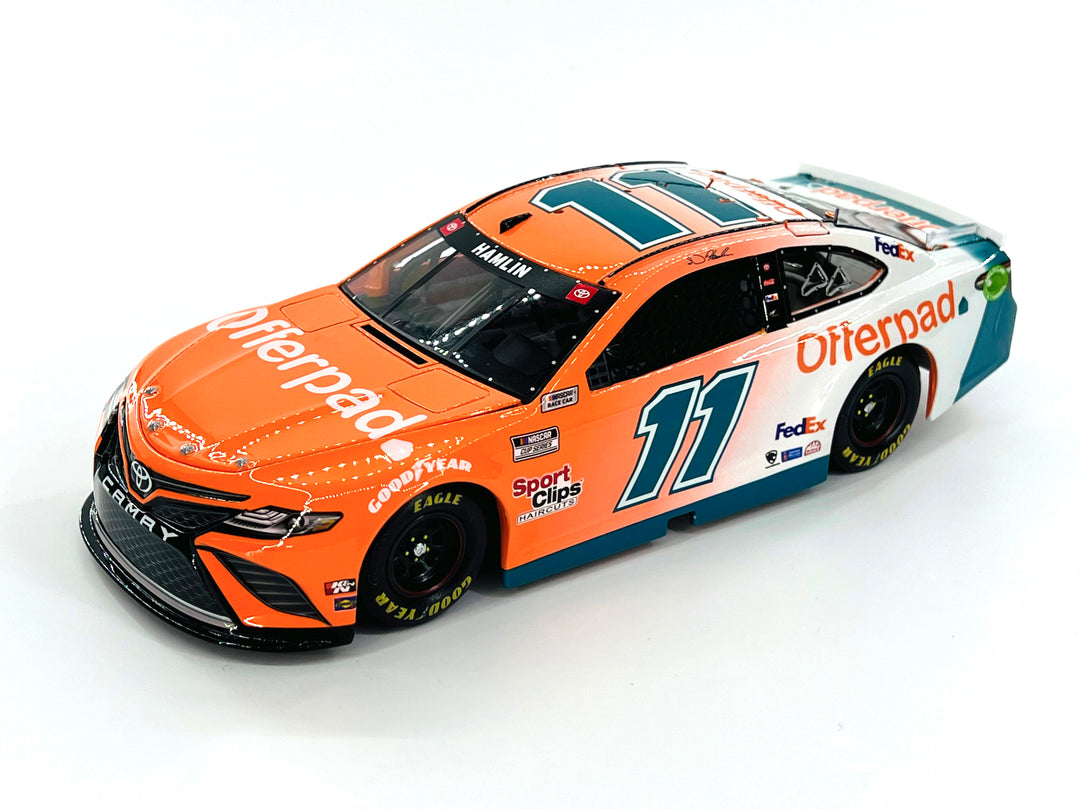 Denny Hamlin 2021 OfferPad 1:24 Elite Nascar Diecast